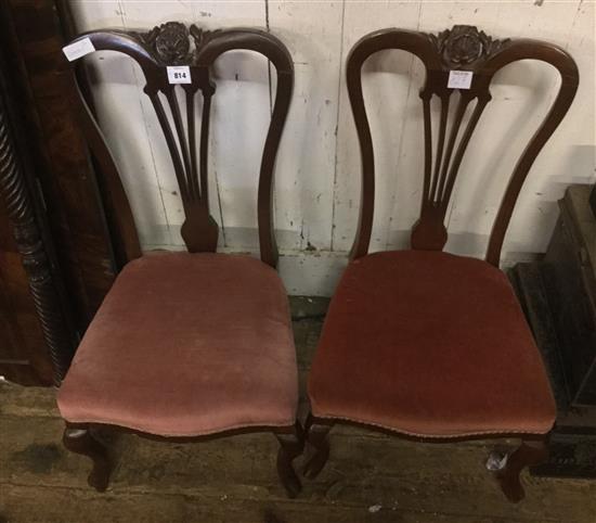 Pair of nursing chairs (a/f)